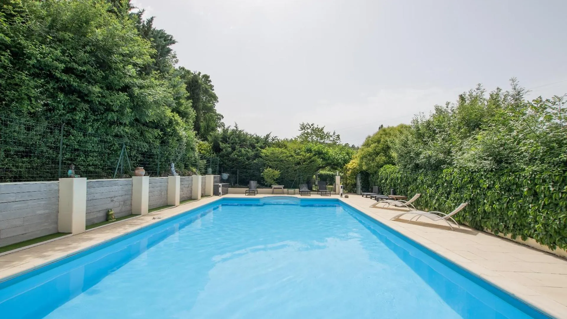 Maison De Vacances Avec Piscine Gras